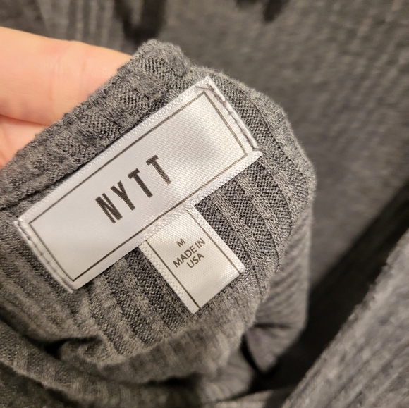 Pair of ribbed bodysuits - Picture 8 of 9